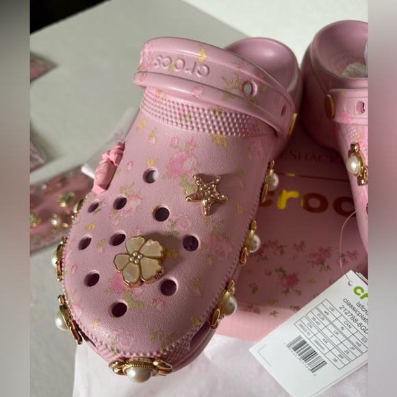 LoveShackFancy X Crocs Classic Platform Clog Size 9 - Picture 4 of 7